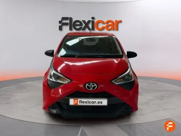 Car image 4