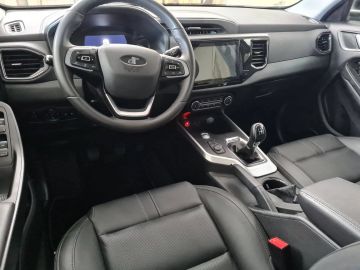 Car image 20