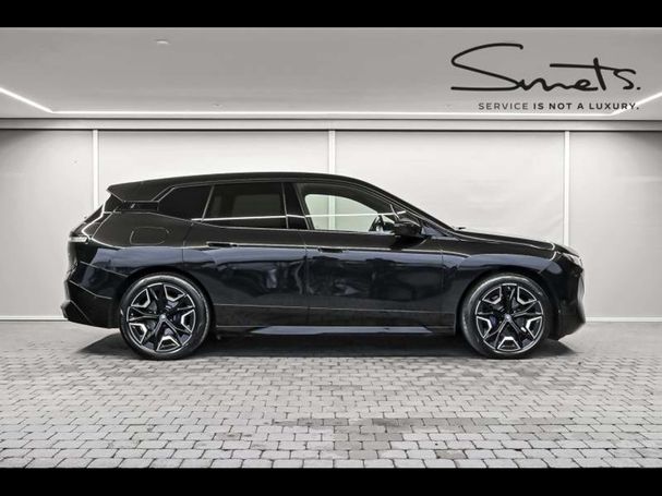 BMW iX xDrive40 240 kW image number 3