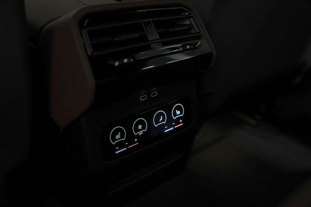 BMW 520i 140 kW image number 24