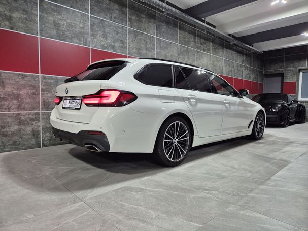 BMW 540d Touring M Sport xDrive 250 kW image number 17