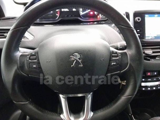 Peugeot 2008 PureTech 110 Signature 81 kW image number 19