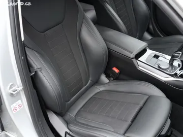 Car image 39