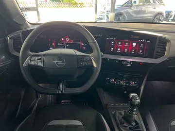 Car image 37