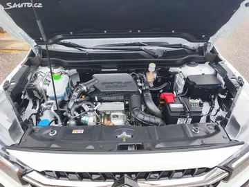 Car image 15