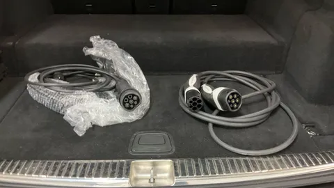 Car image 32