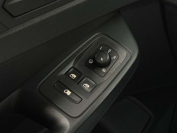 Car image 41