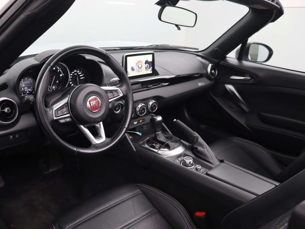 Fiat 124 Spider 1.4 MultiAir Turbo Lusso 103 kW image number 3