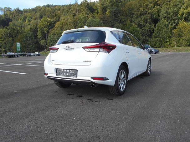 Toyota Auris 1.6 D-4D 82 kW image number 3