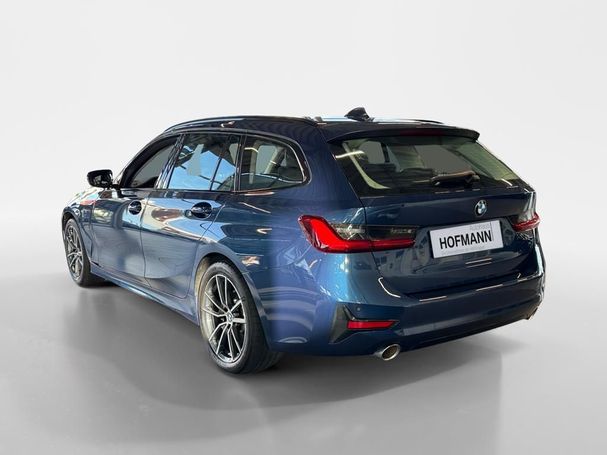 BMW 330 e Touring M Sport 215 kW image number 4