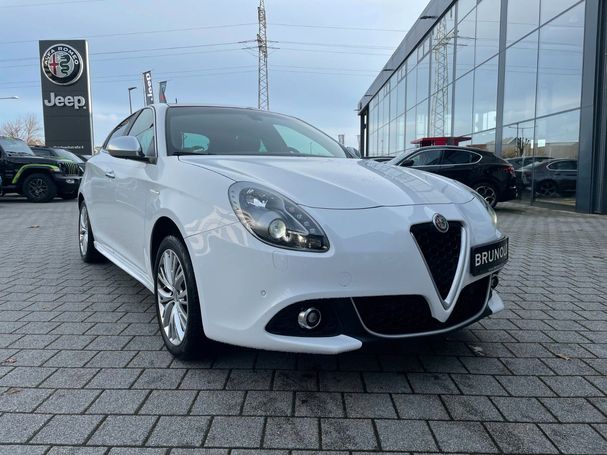 Alfa Romeo Giulietta 1.4 Lusso 88 kW image number 2