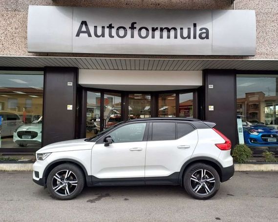 Volvo XC40 T3 Geartronic 120 kW image number 5