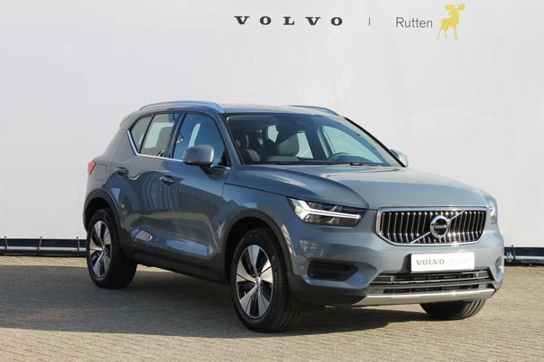 Volvo XC40 Recharge T4 155 kW image number 2