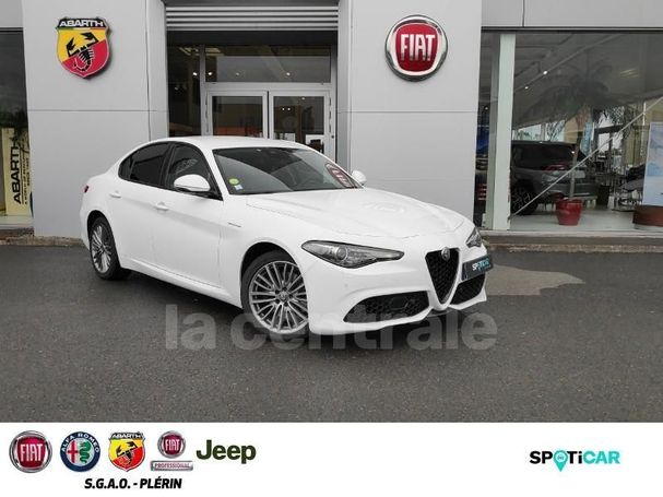 Alfa Romeo Giulia 2.2 Veloce 154 kW image number 2