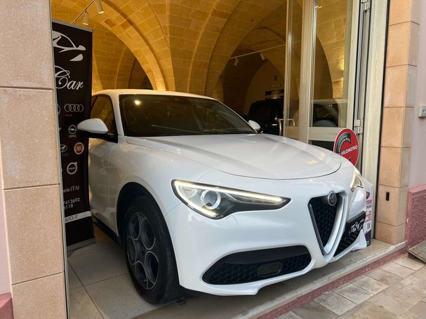 Alfa Romeo Stelvio 2.2 118 kW image number 1