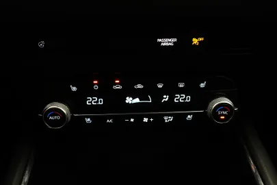 Car image 49