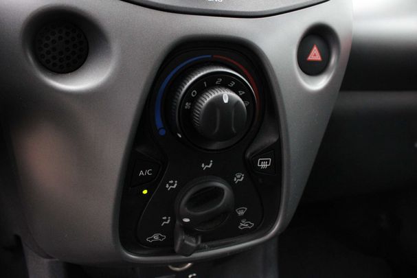 Toyota Aygo 53 kW image number 12