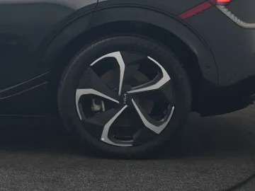 Car image 45