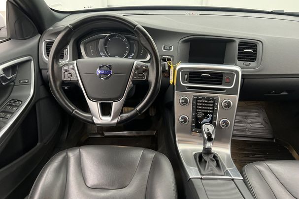 Volvo V60 D3 Summum 110 kW image number 14