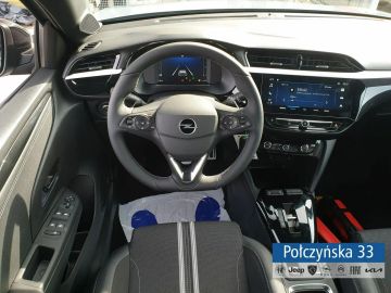 Car image 30