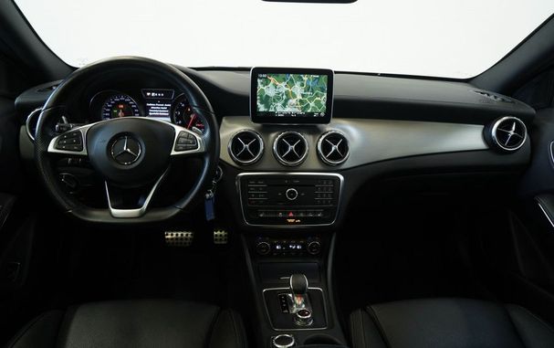 Mercedes-Benz GLA 45 AMG 280 kW image number 32