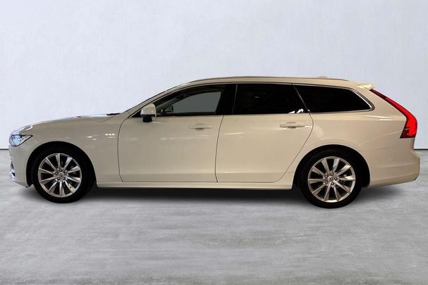 Volvo V90 D4 AWD Momentum 141 kW image number 5