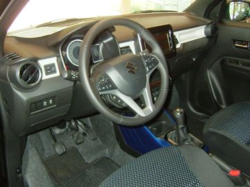 Car image 5