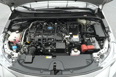 Car image 24