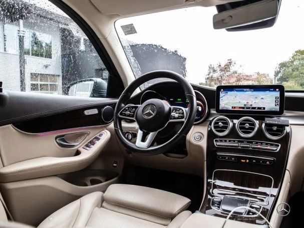 Mercedes-Benz GLC 300 190 kW image number 17