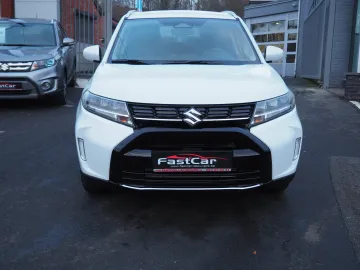 Car image 17