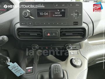 Car image 37