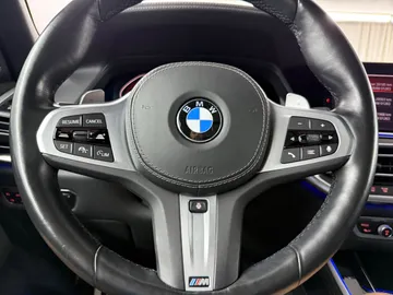 Car image 33