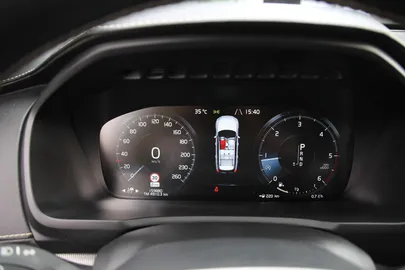 Car image 35