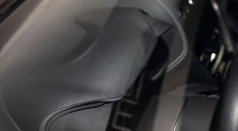 Car image 33