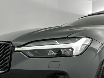 Car image 43