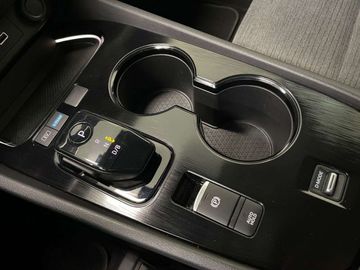 Car image 26