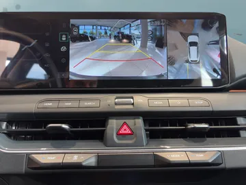 Car image 22