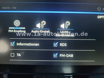 Car image 35