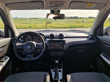 Car image 12