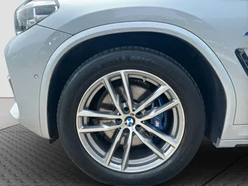 Car image 39