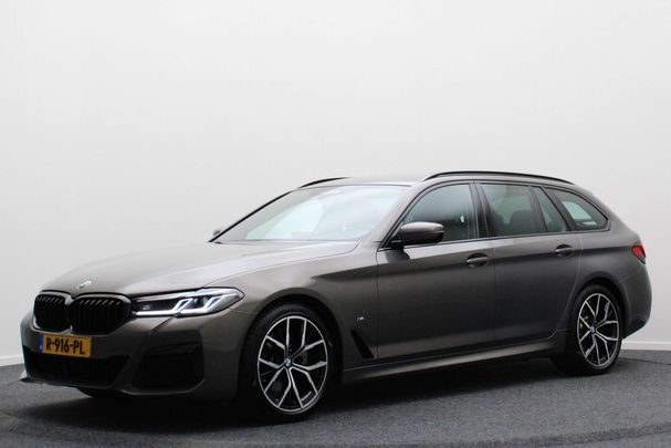 BMW 520i Touring 135 kW image number 19