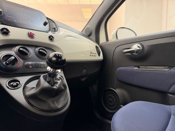 Car image 18