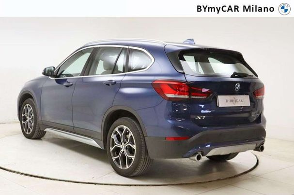 BMW X1 sDrive18d xLine 110 kW image number 4