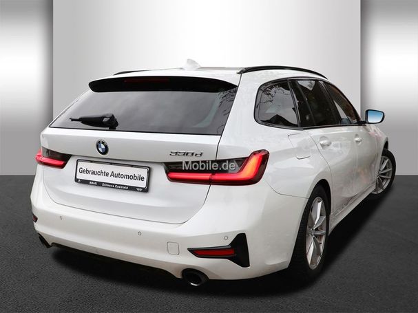 BMW 330d Touring M Sport 195 kW image number 2