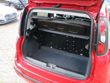 Car image 10