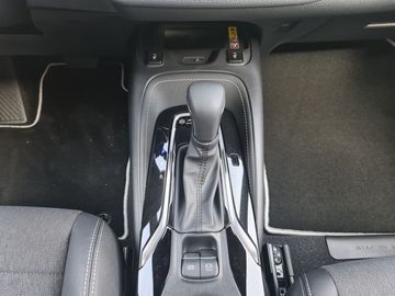 Car image 15