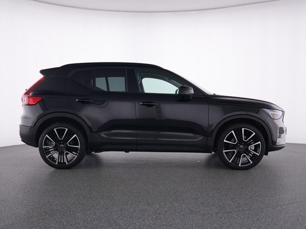 Volvo XC40 Plug-in Hybrid T4 Ultimate Dark 155 kW image number 13