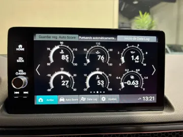 Car image 27