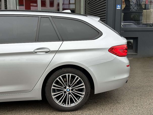 BMW 520d Touring xDrive 140 kW image number 11