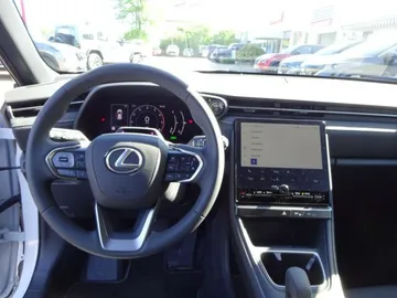 Car image 31